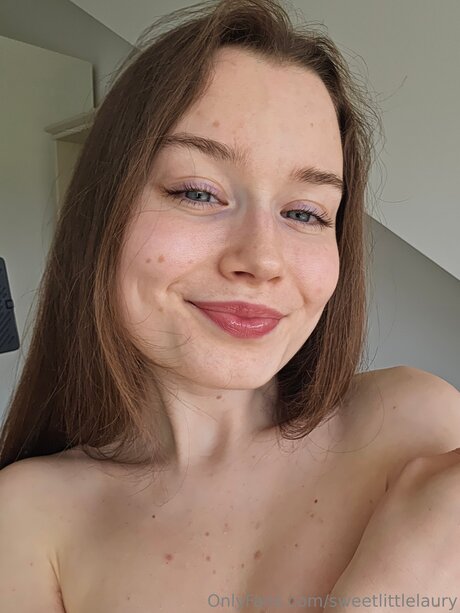 Sweetlittlelaury Leaked OnlyFans Fotos