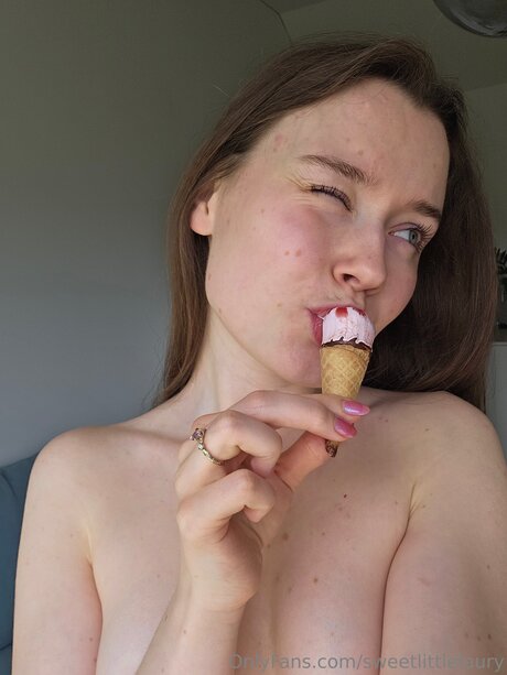 Sweetlittlelaury Auf OnlyFans