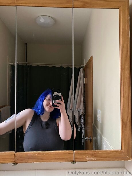 Bluehairbby OnlyFans Pornografie