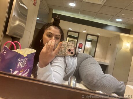 Thick Gurl101 OnlyFans