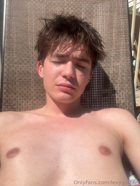 Levygoth69 Leak von OnlyFans