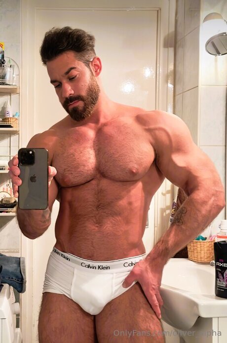 Oliver Alpha OnlyFans Pornografie