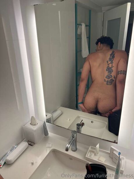 Funwithgamess Nacktbilder von OnlyFans