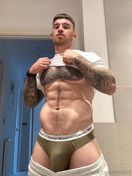 Hatts17 OnlyFans Model Bilder