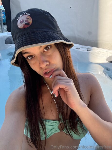 Nicoleskirtsfree Nacktbilder von OnlyFans