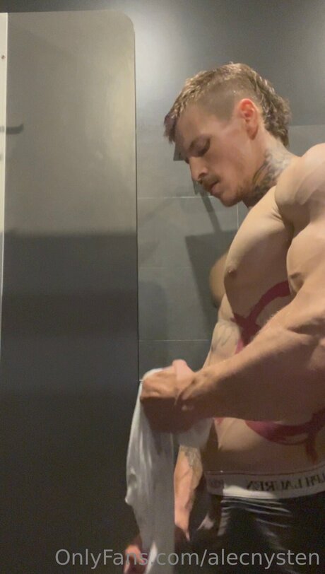 Alecnysten Leaked OnlyFans Nacktbilder