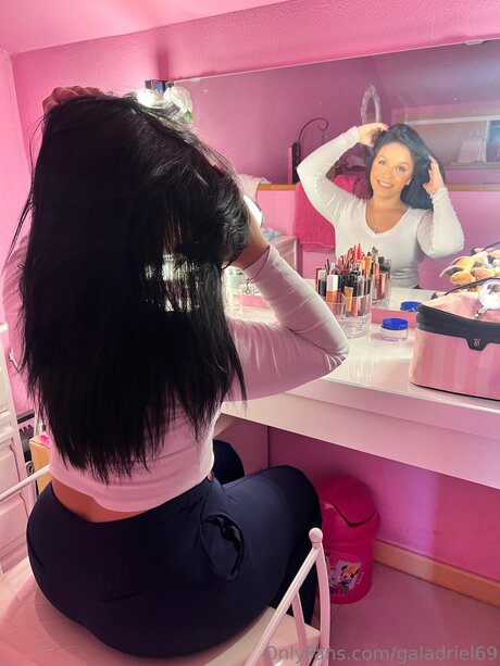 Galadriel69 OnlyFans Mega