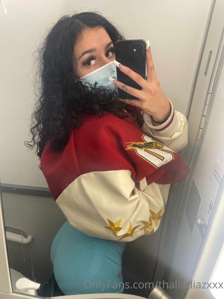 Thalia Diaz_ OnlyFans-Bilder