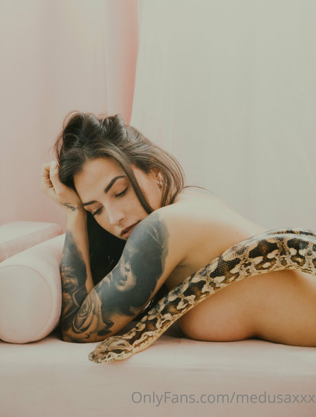Medusaxxx OnlyFans-Bilder geleakt