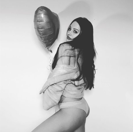 Miss Kl_ OnlyFans Nacktbilder