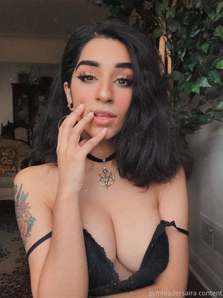 Saira Rose_ Brüste OnlyFans