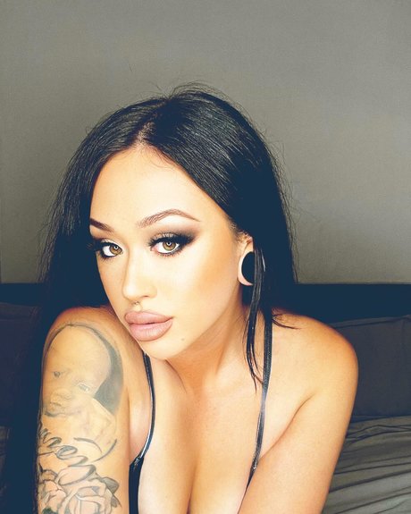 Shawnee_ OnlyFans-Leaks