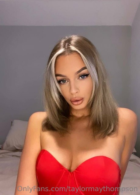 Taylor May Thompson_ OnlyFans-Fotos