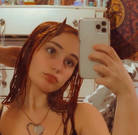 Gothicbratgf_ Neue OnlyFans Leaks