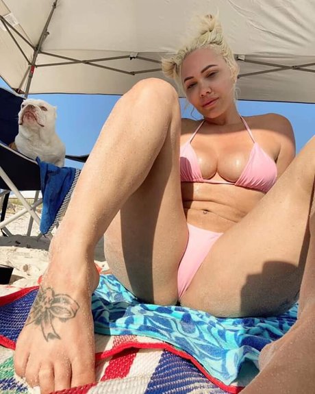 Bunnie Xo NurlyFans-Brüste