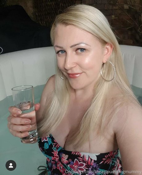 Corrine Marie Hounslow_ OnlyFans