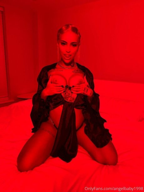 Ava Alita Leak von OnlyFans Pornografie