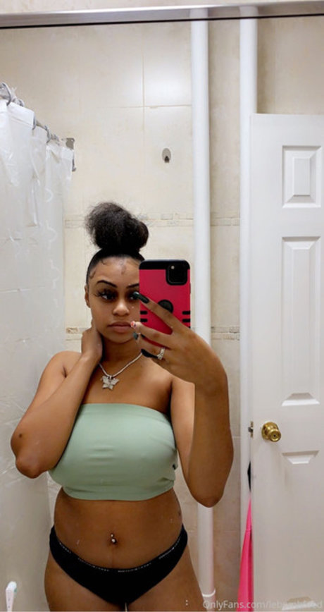 Kayla Le Bomb NSFW OnlyFans