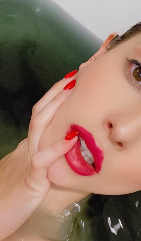 keine ppv-trans-onlyfans schön nackt Momentaufnahme