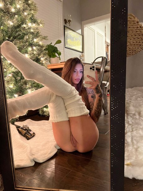 Kait Violet OnlyFans geleakte Brüste