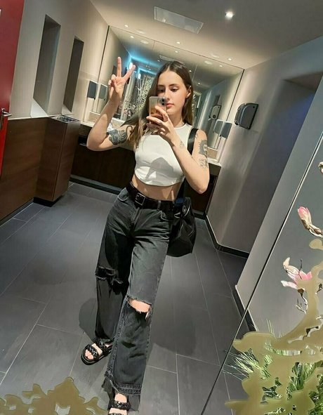 zoya akilova OnlyFans-Pornoleak