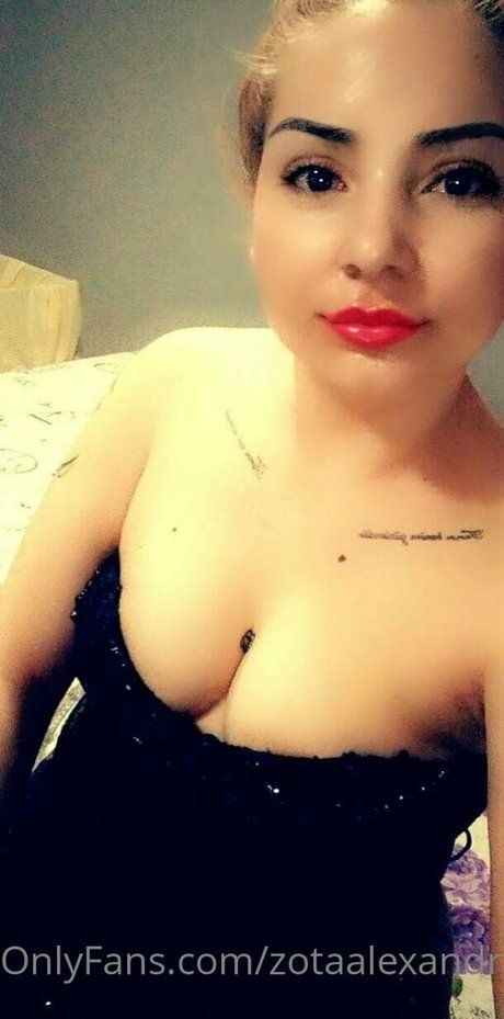 zotaalexandra OnlyFans Sextape