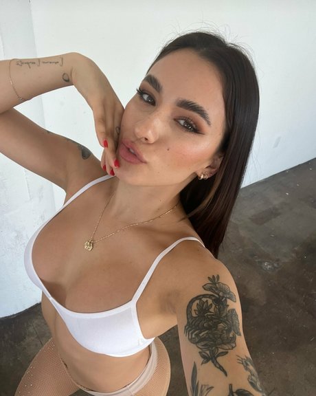 Lavagrll Lavaxgrll Leaked OnlyFans Bilder