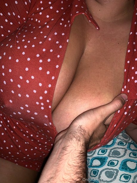 Natalia Lozano OnlyFans Strip