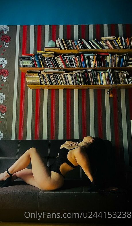 Zhanette Nacktbilder OnlyFans