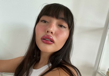 zorrapeque OnlyFans explizite Inhalte