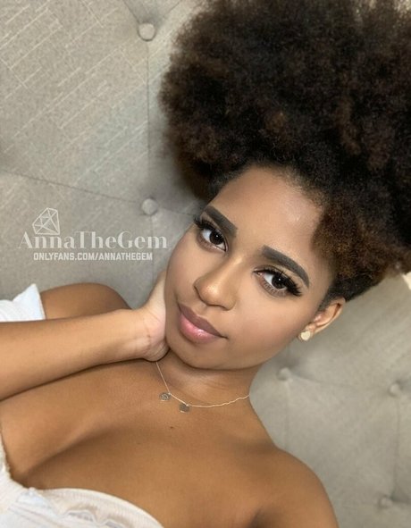 annathegem OnlyFans Leak