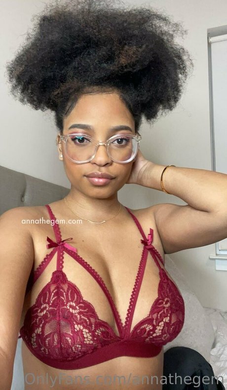 annathegem OnlyFans Nacktbilder