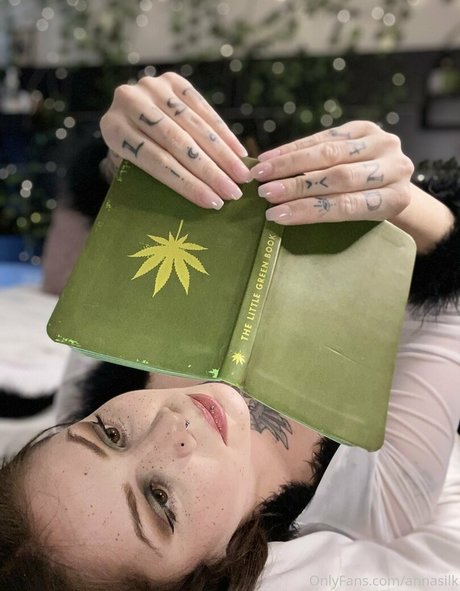 annasilk OnlyFans Nacktbilder geleakt