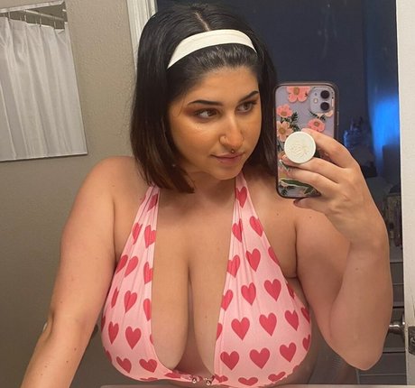 Zucchini Nacktbilder von OnlyFans geleakt