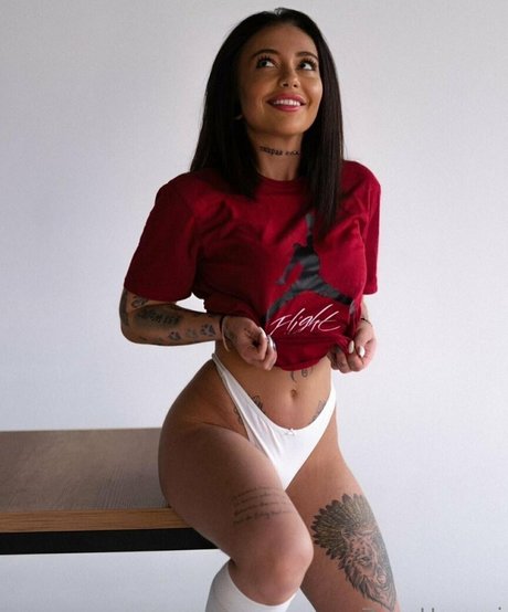 zoyaharamixo OnlyFans-Leaks