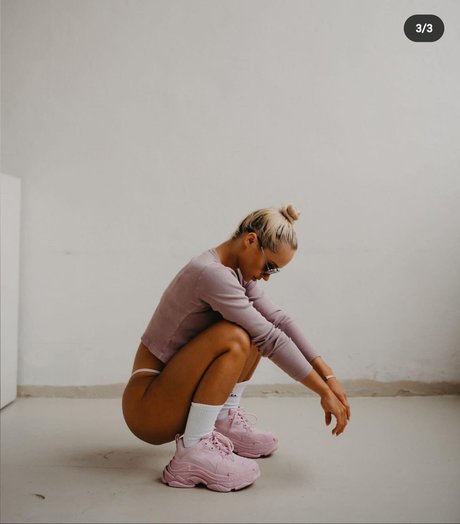 Zuzana Kardos OnlyFans öffentliche Fotos OnlyFans