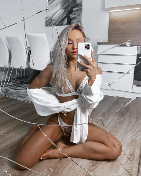Zuzana Kardos OnlyFans-Sex