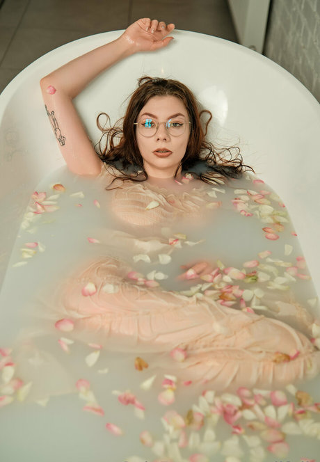 Zuzanna R OnlyFans Nacktbilder geleakt