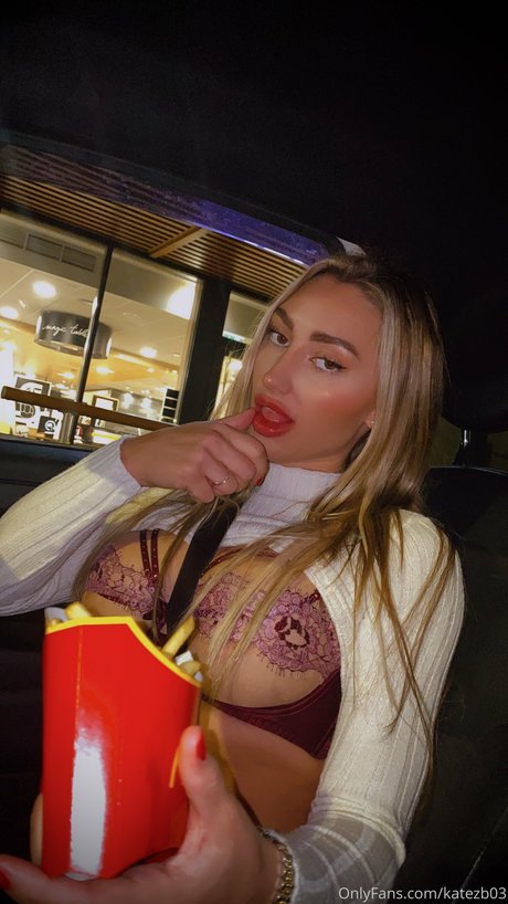 Katezb03 OnlyFans Dirtyship geleakt