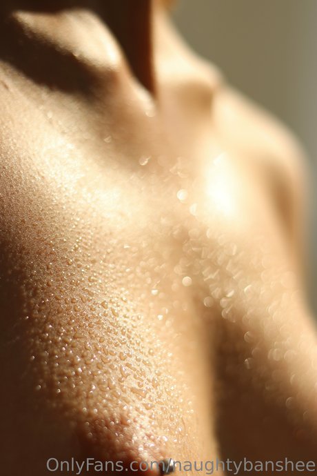 Naughtybanshee Nacktpornos auf OnlyFans