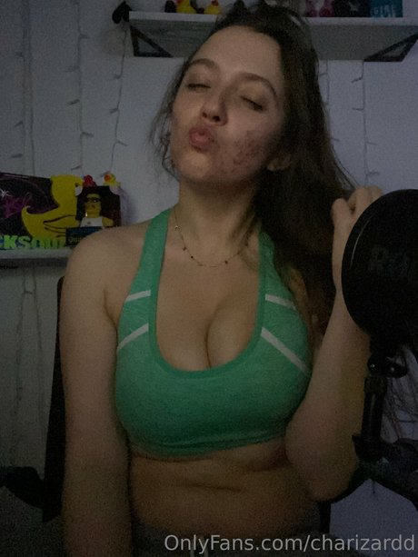 Charizard OnlyFans-Bilder