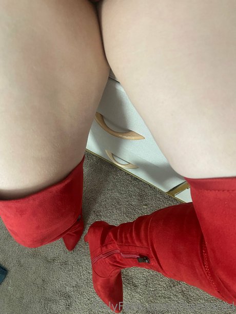 Charizard OnlyFans Bilder