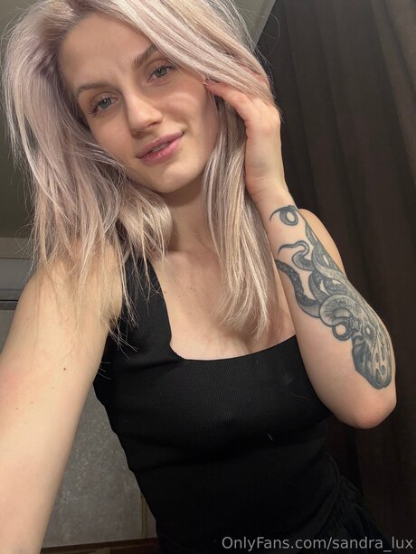Sandra Lux OnlyFans Model Bilder