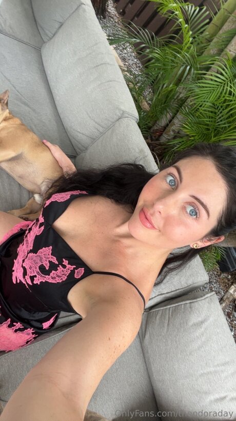Theodoraday OnlyFans-Leak