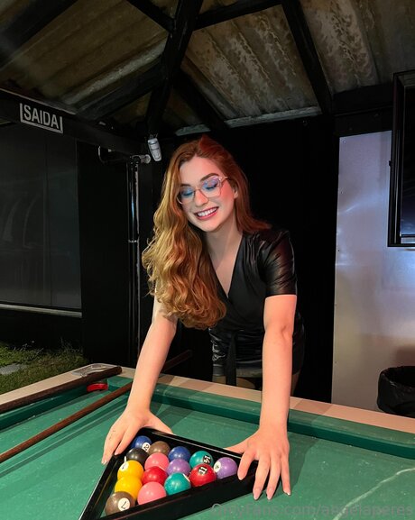 Angelaperes Nacktbilder auf OnlyFans