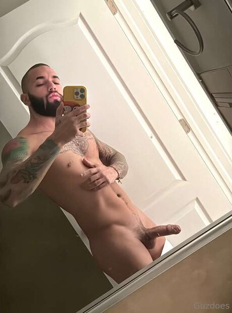 Guzdoes Nackt OnlyFans Porn