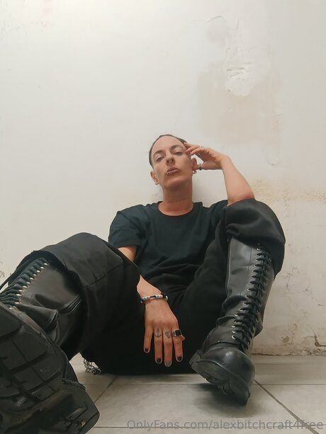 Alexbitchcraft4free XXX OnlyFans