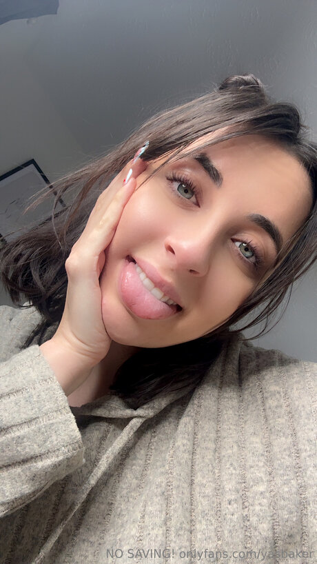 Yasbaker Nacktbilder von OnlyFans