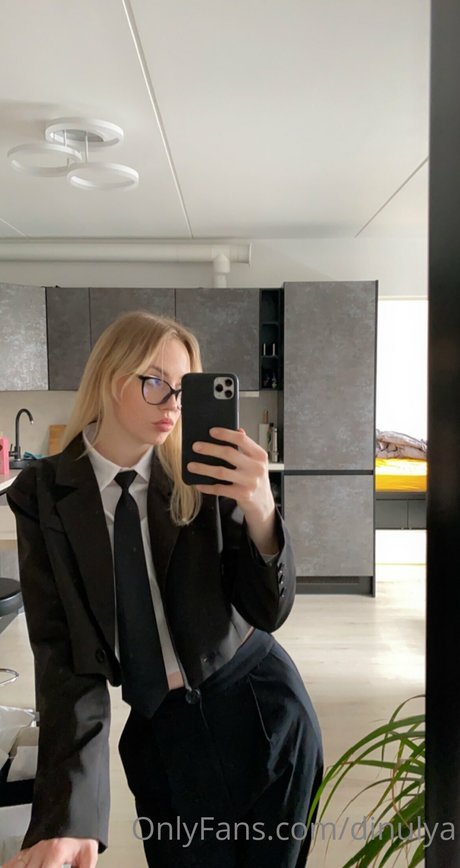 Dinulya Nacktbilder von OnlyFans