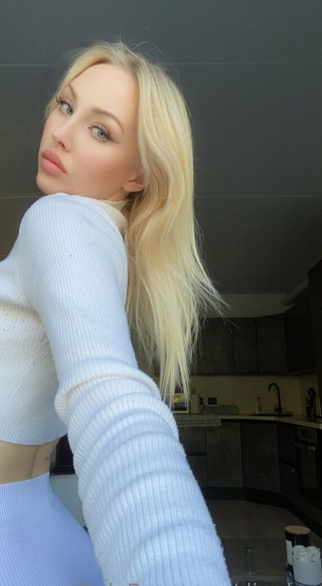 Dinulya OnlyFans OnlyFans